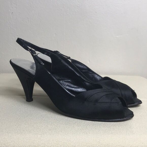 Black Silk Kitten Heels by Red Cross Made In Italy Shoes Size 7 - Picture 2 of 13